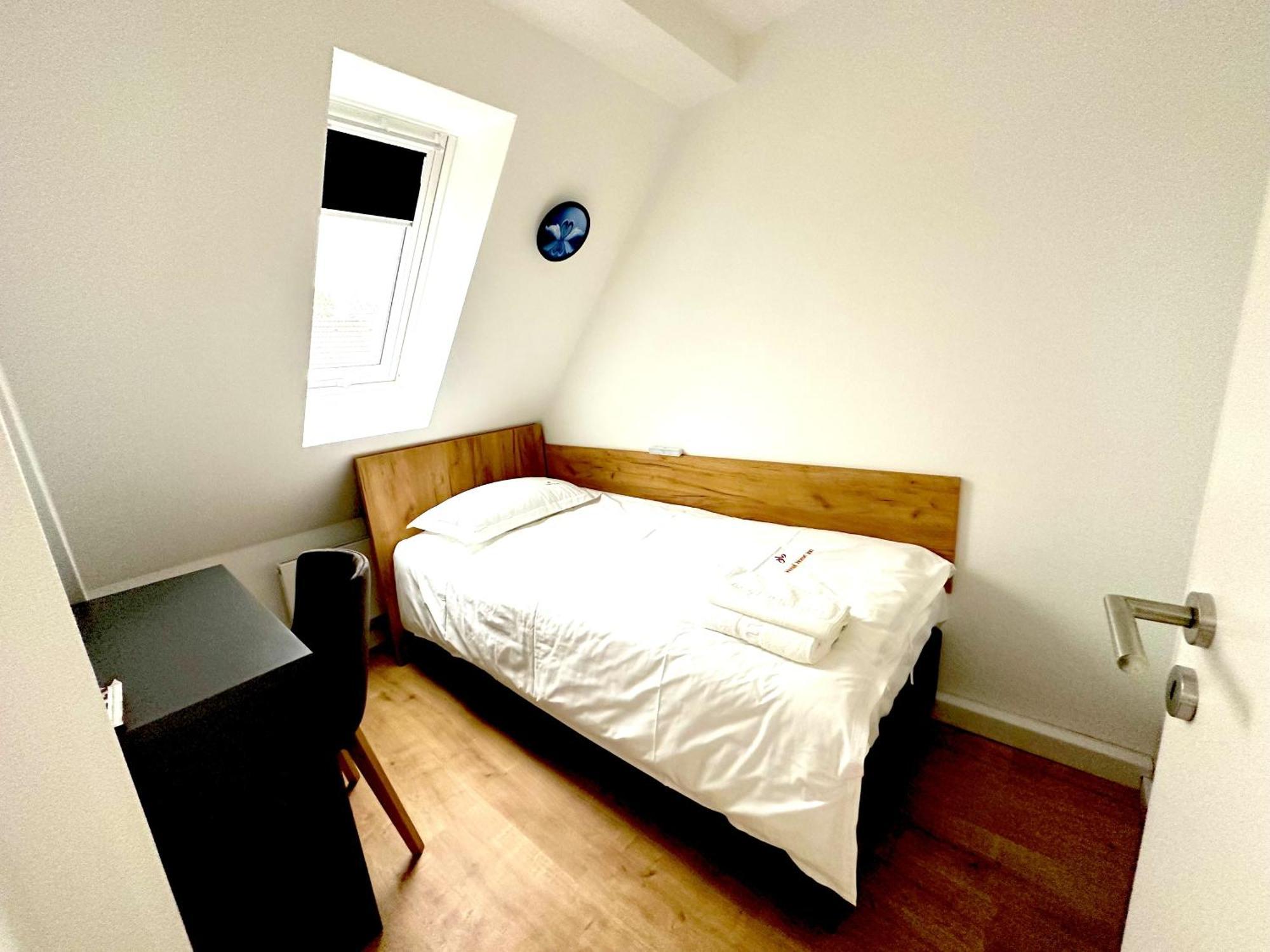 Home Inn Hotel Dormagen Quarto foto